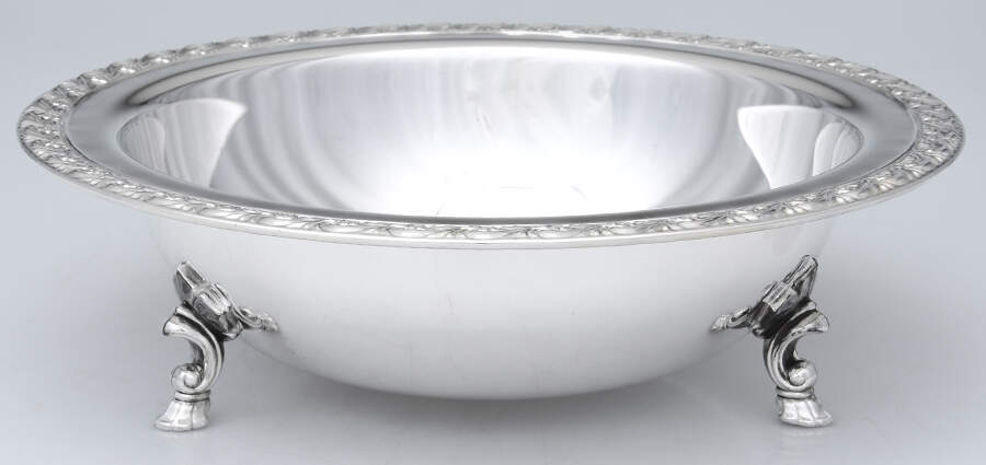 713 (Silverplate, Hollowware) 1.5 Qt Round Covered Casserole W/No Lid by International Silver-1