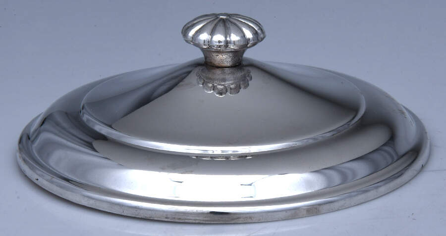 Paul Revere Reproductions (Slvp, Hlwr) Lid for Ice Bucket by International Silver-1