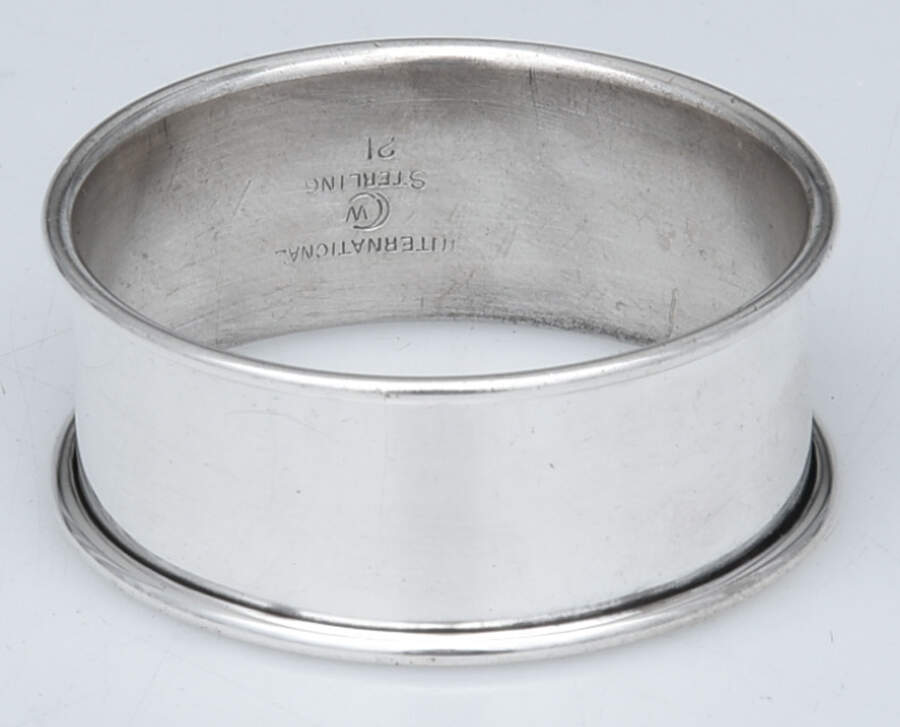 21 (Sterling, Hollowware) Napkin Ring by International Silver-1