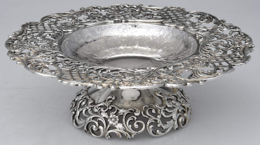 7362 (Sterling, Hollowware) Tazza by Howard Sterling -1