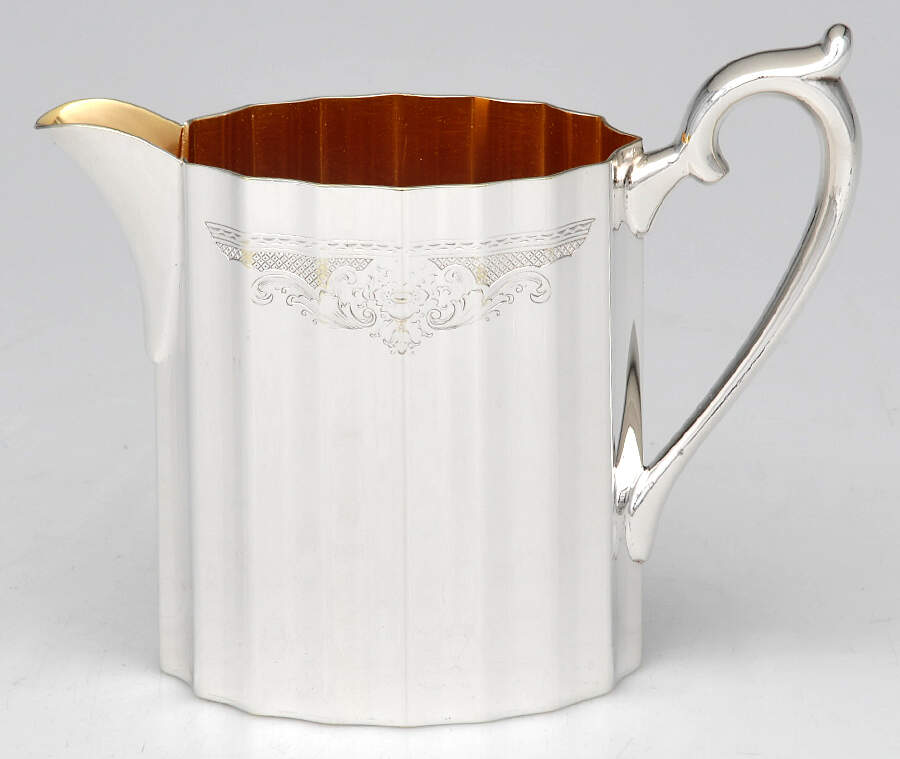 Colonial Classic (Plated, Hollowware) Creamer by Lunt Silver-1