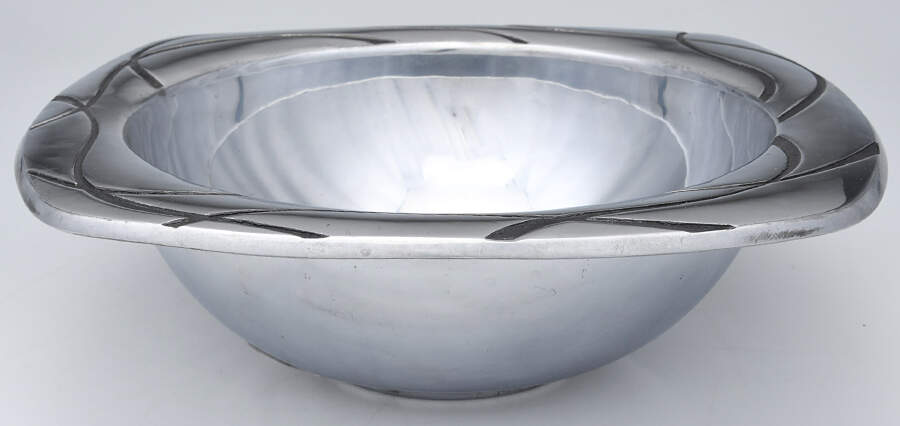 Vibe (Hollowware) 13" Square Serving Bowl by Lenox-1