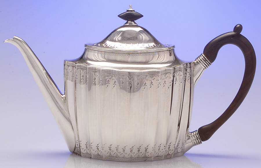 01090 (Sterling, Hollowware) Teapot by Lebkuecher & Co-1