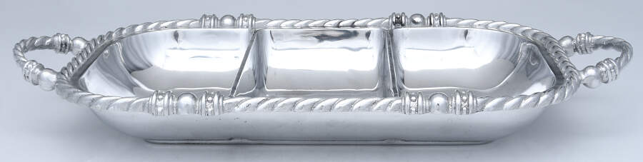MWR1 (Aluminuim, Hollowware) 3 Part Divided Server by Mariposa-1