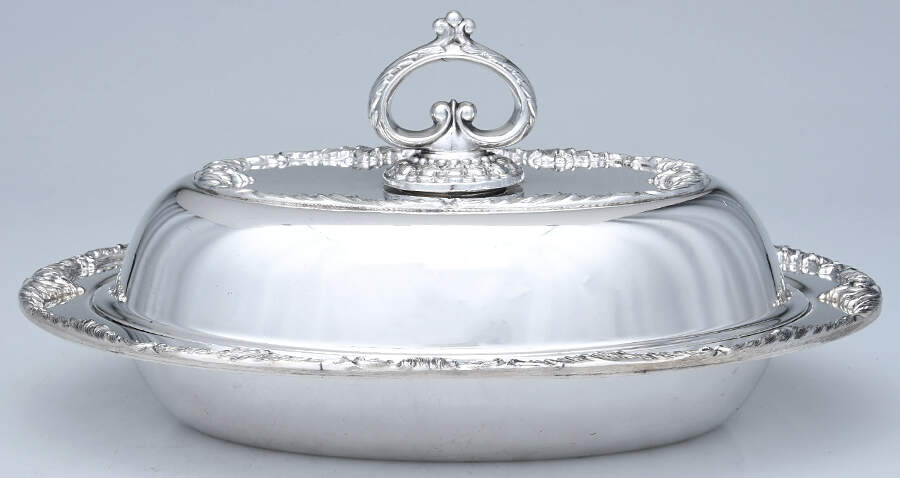 King Edward (Silverplate, Hollowware) (2 Pc) 11" Oval Double Vegetable by National Silver Co-1