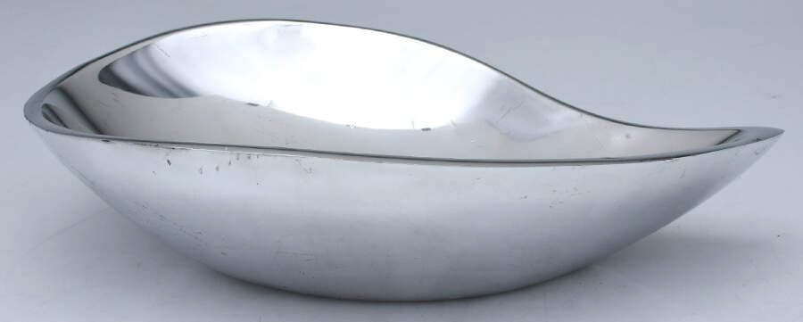 Raindrop (Alloy, Hollowware) 12" Oval Bowl by Nambe-1