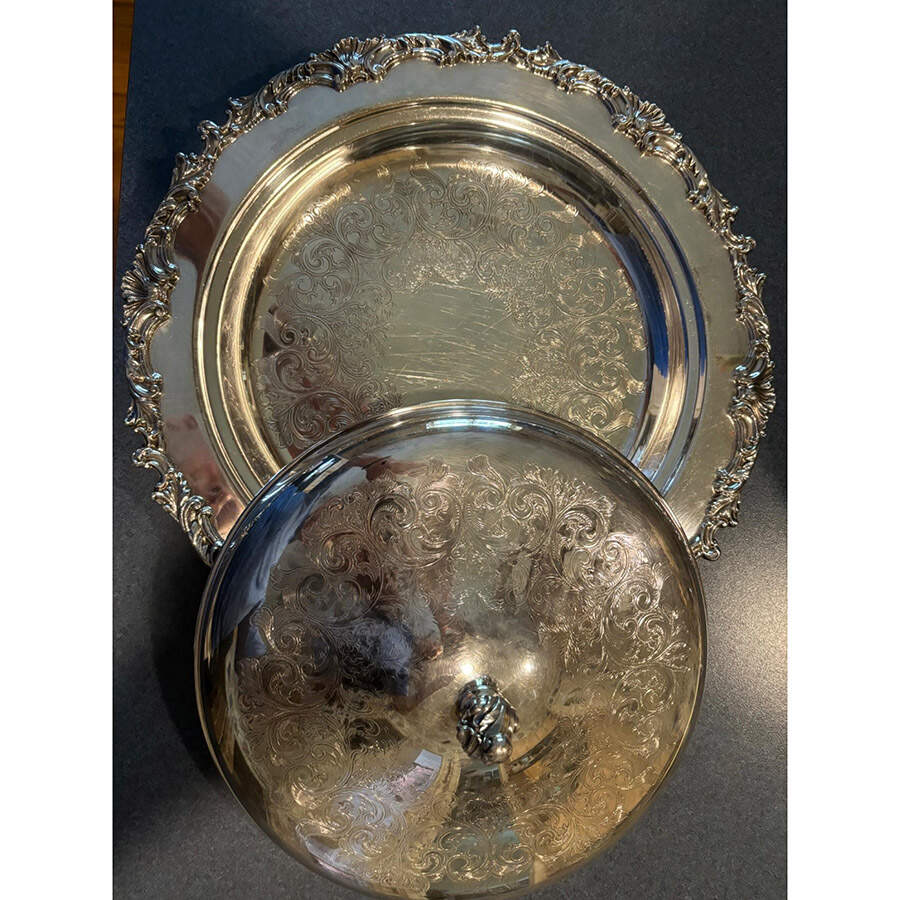 Ascot (Silverplate, Hollowware) Round Entree Server & Lid by Oneida Silver-1