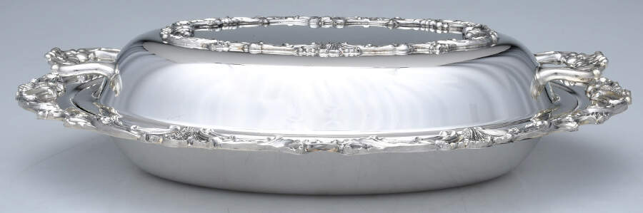 Ascot (Silverplate, Hollowware) 12" Oval Double Vegetable by Oneida Silver-1