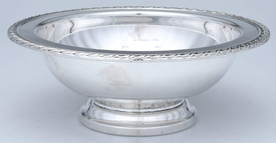 Maybrook (Silverplate Hollowware) 10" Pedestal Fruit Bowl by Oneida Silver-1