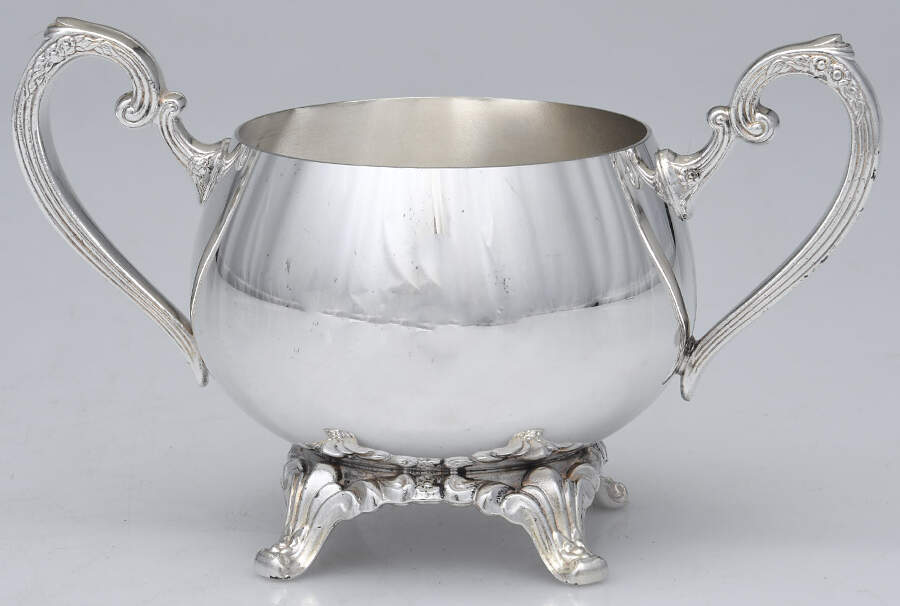 Park Lane (Silverplate, Hollowware) Sugar Bowl No Lid by Oneida Silver-1