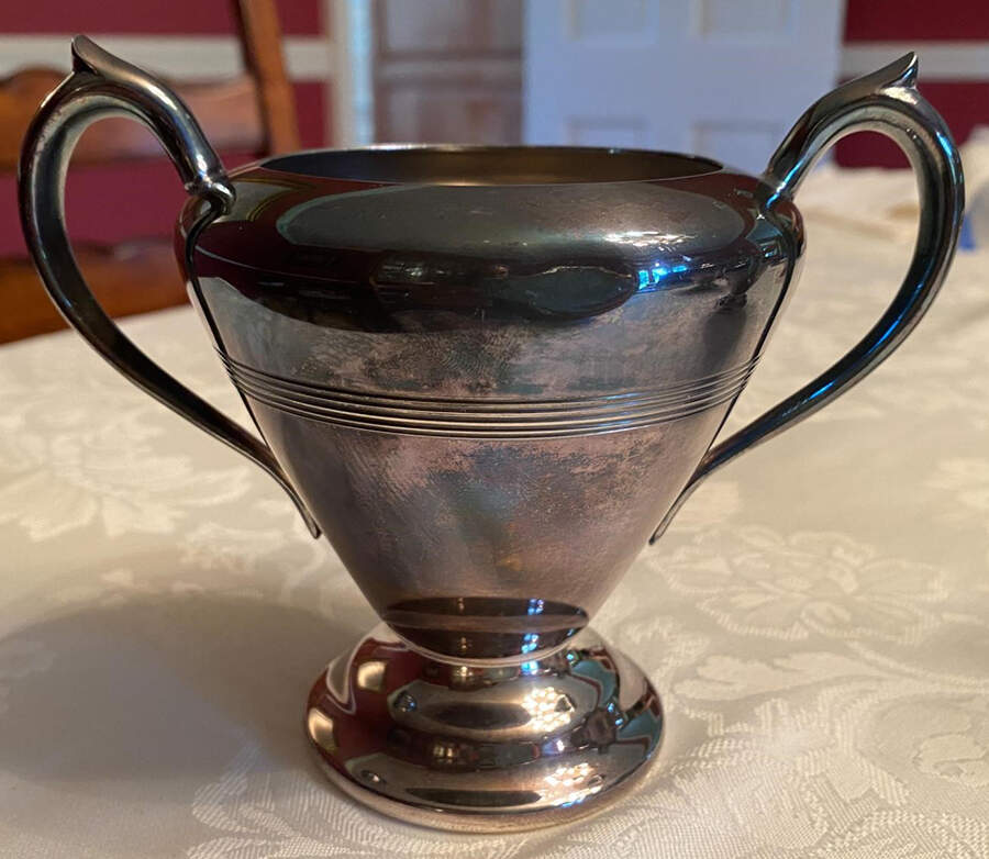950(Silverplate, Hollowware) Sugar Bowl No Lid by Oneida Silver-1