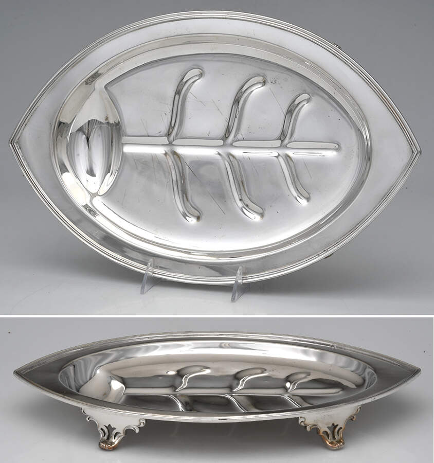 Silverplate Hollowware 16" 4 Toed Meat Platter with Well by Pairpoint Mfg Co-1