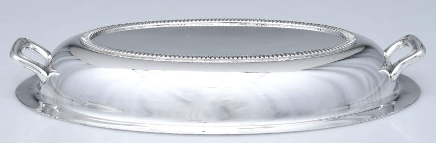 2711 (Silverplate, Hollowware) 11" Oval Divided Vegetable (Top) by Poole Silver -1