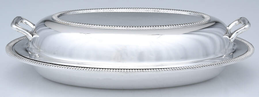 2711 (Silverplate, Hollowware) (2 Pc) 11" Oval Double Vegetable by Poole Silver -1