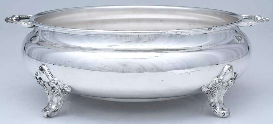 818 (Silverplate, Hollowware) 3 Quart Covered Casserole, No Lid by Poole Silver -1