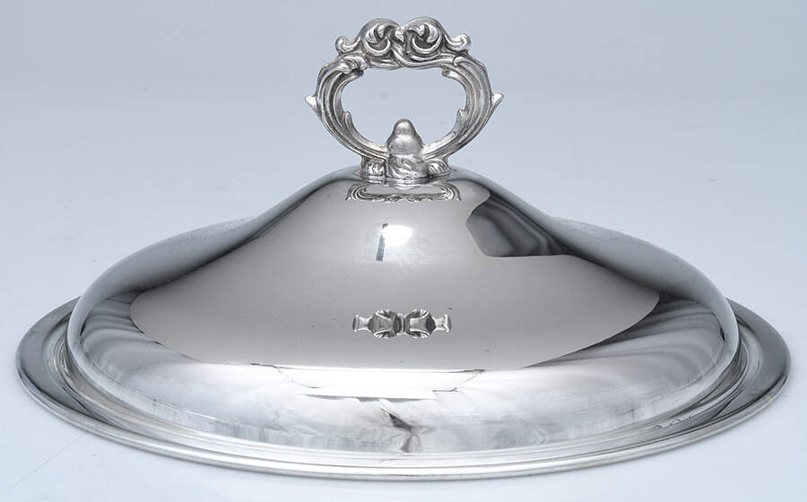 818 (Silverplate, Hollowware) 3 Quart Covered Casserole, Lid Only by Poole Silver -1