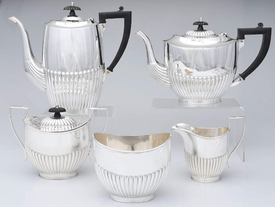 P1L1 (Silverplate, Hollowware) 5-Piece Plated Tea Set (with Waste) by Prill Silver Co. Inc-1