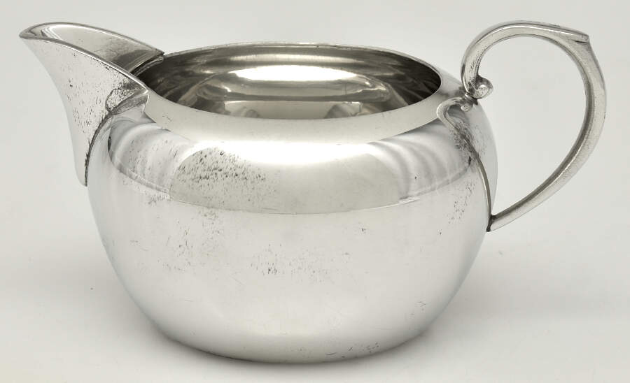 359 (Pewter, Hollowware) Mini Creamer by Queen's Art Pewter-1