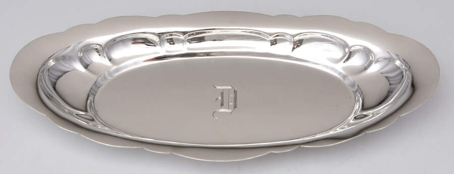 Dublin (Sterling, Hollowware) 11" Bread Tray by Reed & Barton-1