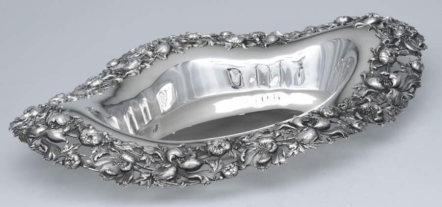 Les Cinq Fleurs (Sterling, Hollowware) Oval Centerpiece by Reed & Barton-1