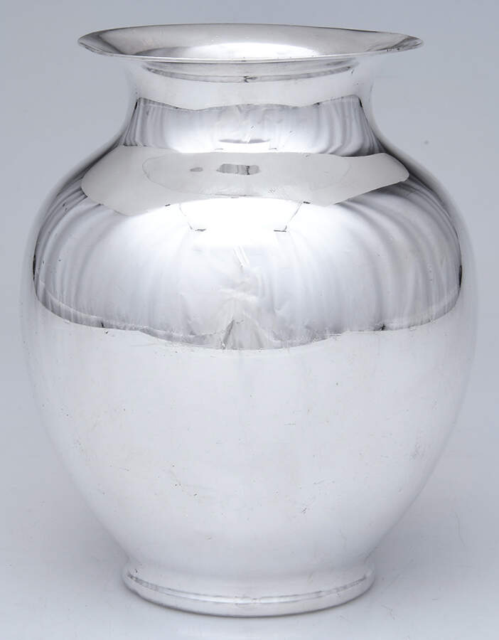 5074 (Silverplate, Hollowware) 7" Vase by Reed & Barton-1