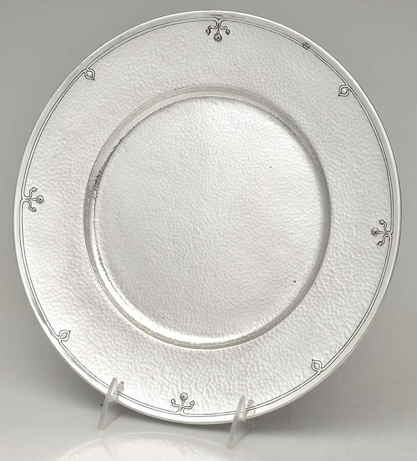1015 (Silverplate, Hollowware) Dinner/Service Plate by Reed & Barton-1