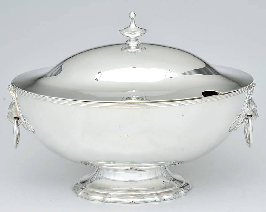 339 (Silverplate, Hollowware) Tureen & Lid by Reed & Barton-1