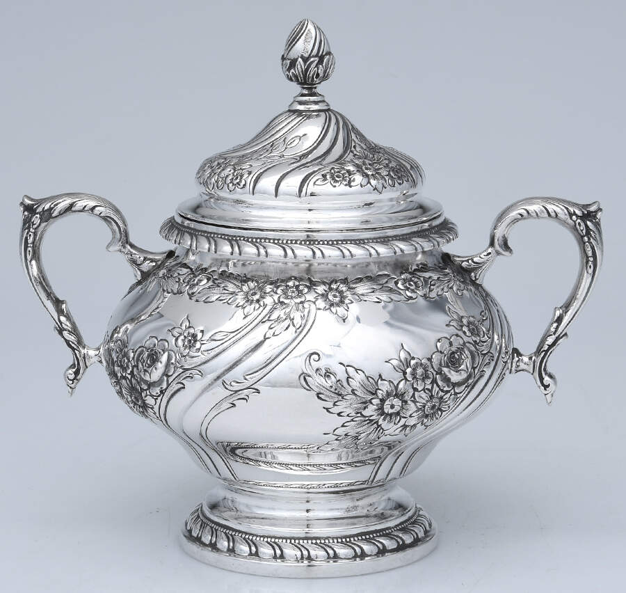 Devonshire (Sterling, Hollowware) Sugar Bowl & Lid by Reed & Barton-1