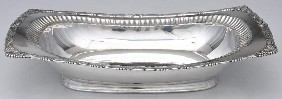 Wave Edge (Sterling, 1884, Waves, Hollowware) Rectangular Vegetable Bowl by Tiffany & CO SILVER-1