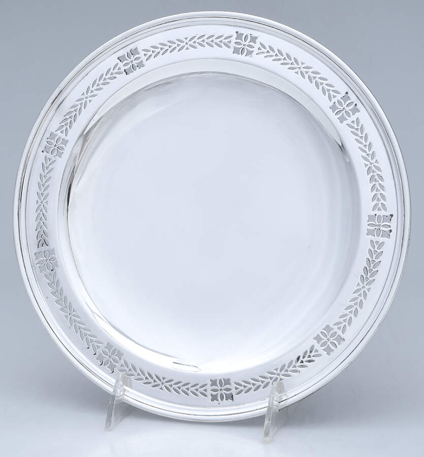 21282 (Sterling, Hollowware) Pierced Footed Cake Plate by Tiffany & CO SILVER-1