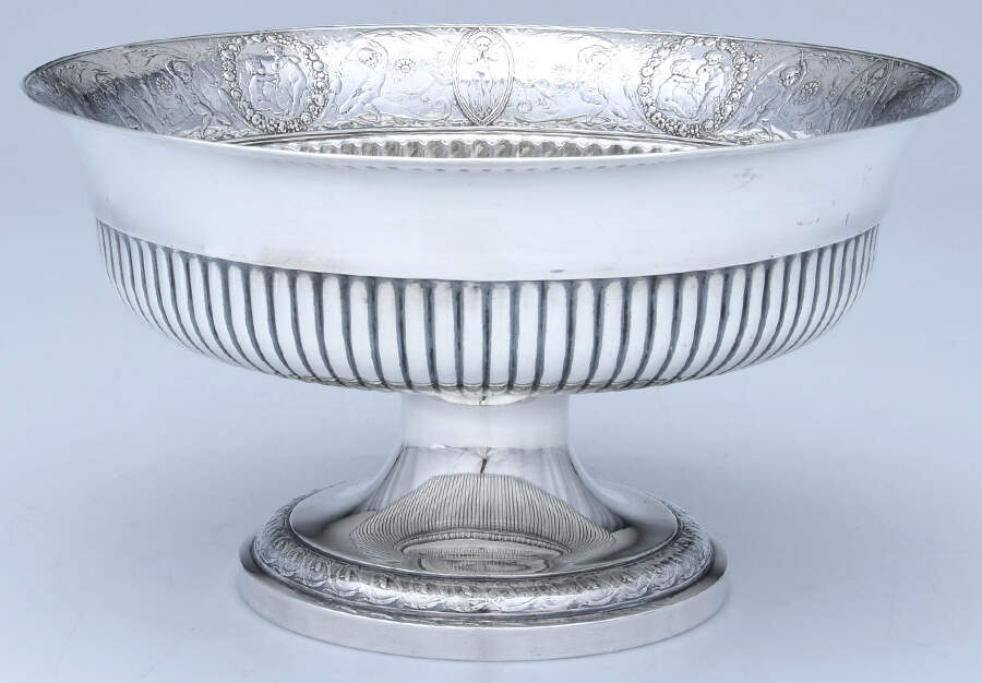 7125 (Sterling, Hollowware) 9" Round Pedestal Centerpiece by Tiffany & CO SILVER-1