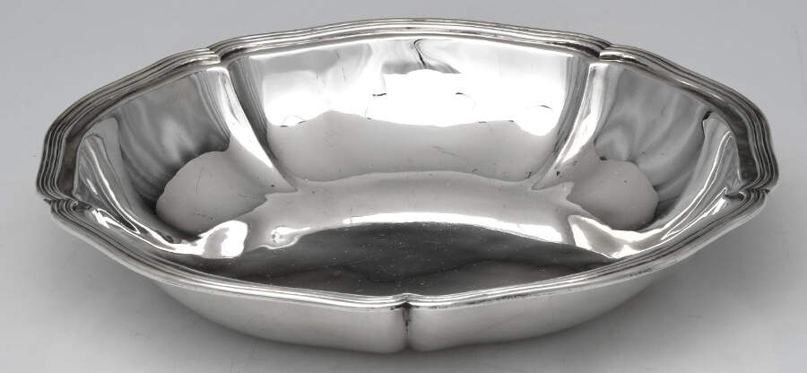 22785 (Sterling, Hollowware) 8" Round Vegetable by Tiffany & CO SILVER-1