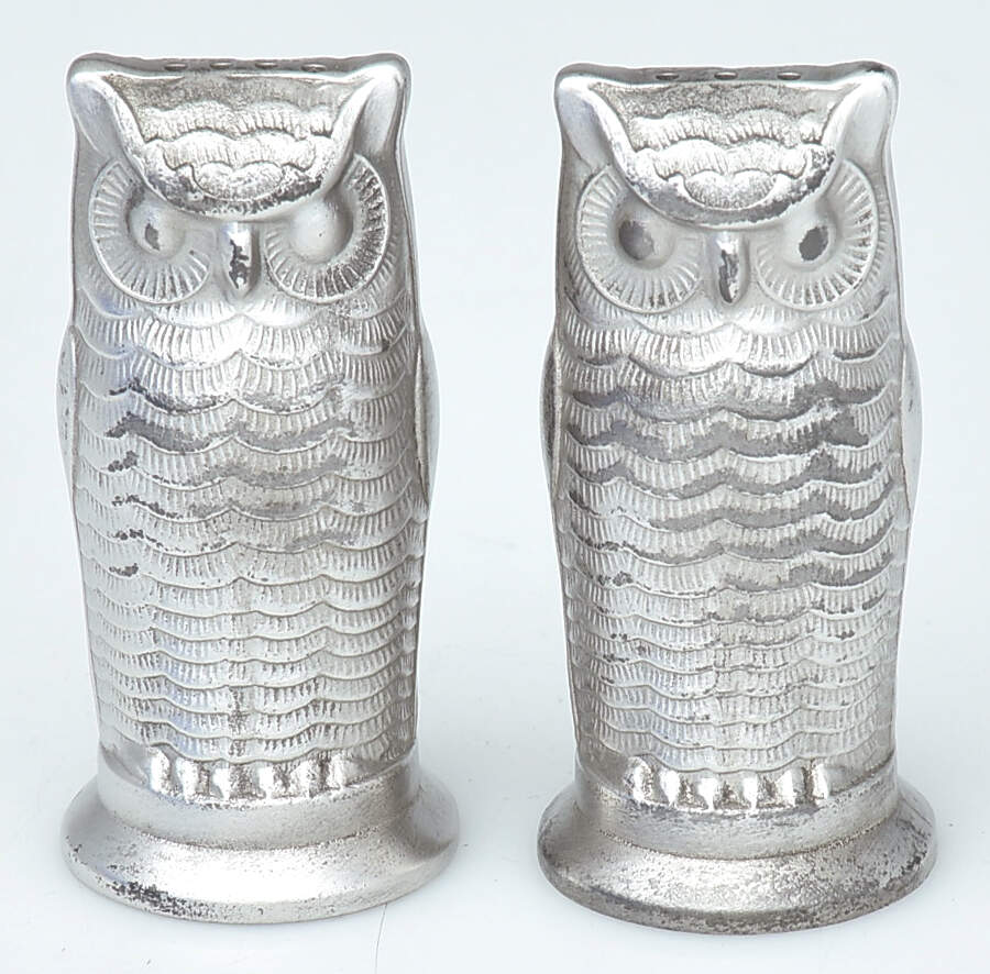 Pewter Hollowware Figurine Salt & Pepper by Unknown Manufacturer-1