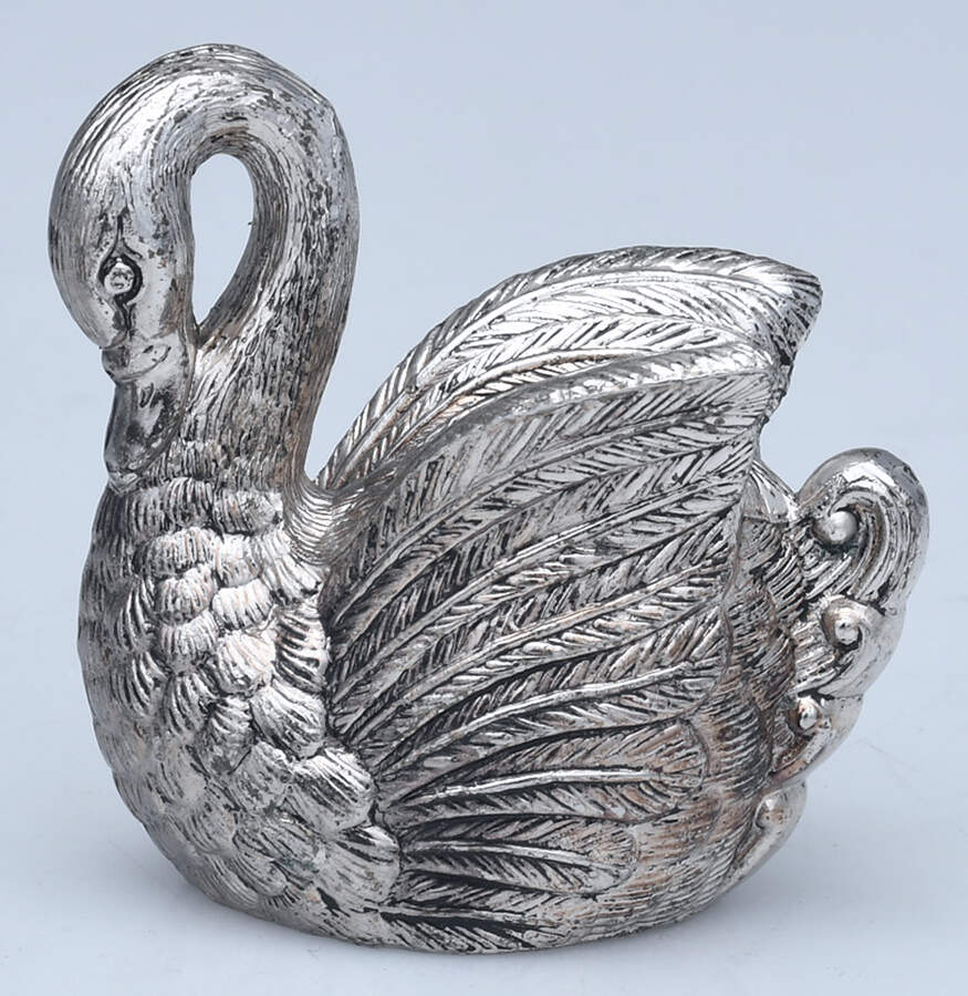 Japan Silverplate Hollowware Pepper Shaker by Unknown Manufacturer-1