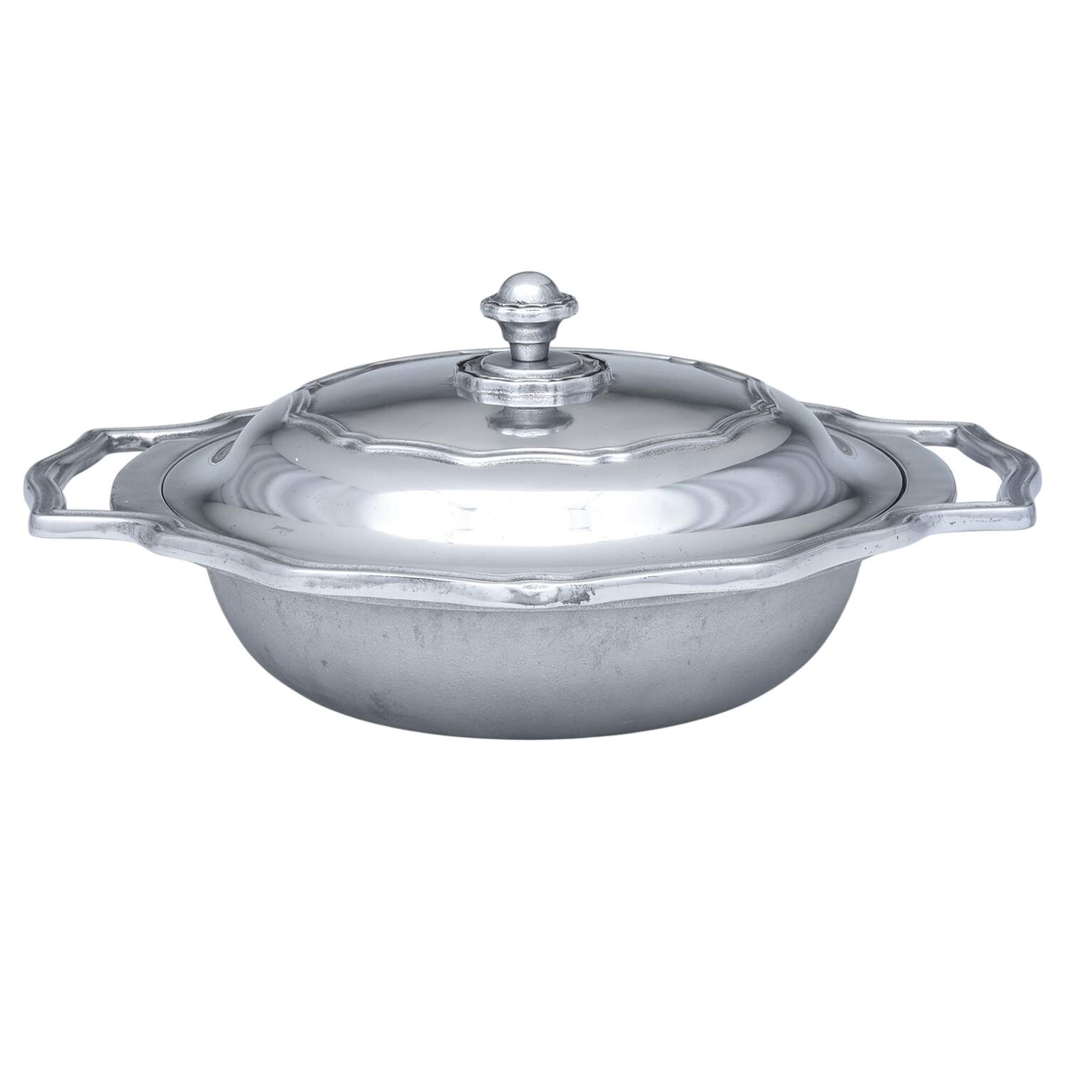 Queen Anne (Armetale, Hollowware, Glossy) 3.5 Qt Round Covered Casserole by Wilton Armetale-1