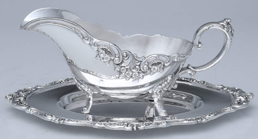 Baroque (Silverplate, Hollowware, Older) Gravy Boat & Underplate by Wallace Silver-1