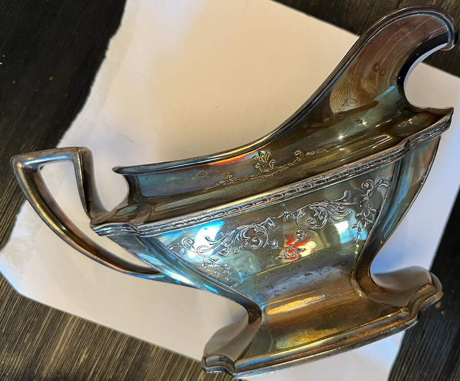 Chippendale (Silverplate, Hollowware) Plated Gravy Boat No Underplate by WD Smith Silver-1