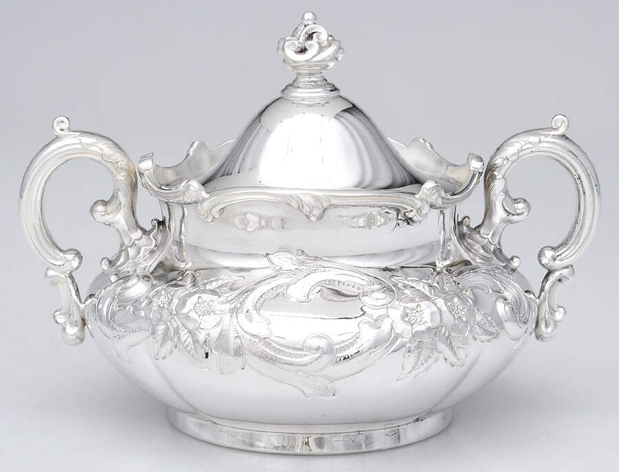 5051 (Silverplate, Hollowware) Sugar Bowl & Lid by Wilcox Silverplate-1