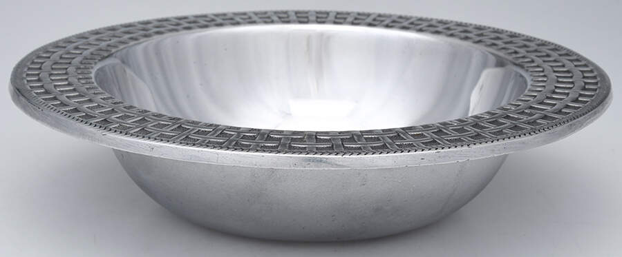 Basket Weave (Armetale, Hollowware) 10" Round Bowl by Wilton Armetale-1