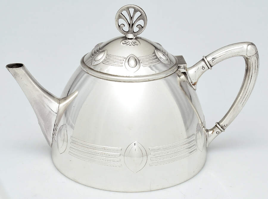 WMF222 (Silverplate, Hollowware) Teapot by WMF Flatware-1