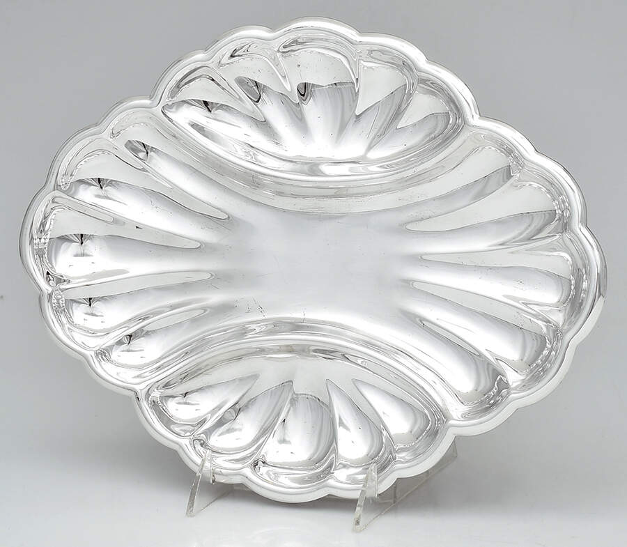 458 (Silverplate, Hollowware) 3 Part Relish by Wallace Silver-1