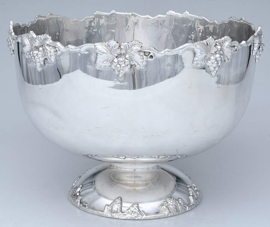 WDO2 (Silverplate, Hollowware) Punch Bowl by Windsor (Chile)-1