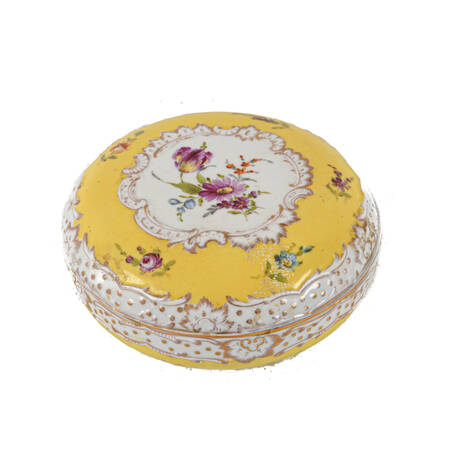 German Dresden Flower Hand-Painted Porcelain Dresser Box