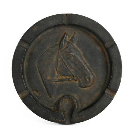 Large Cast Iron Horse Design Cigar Holder Ashtray