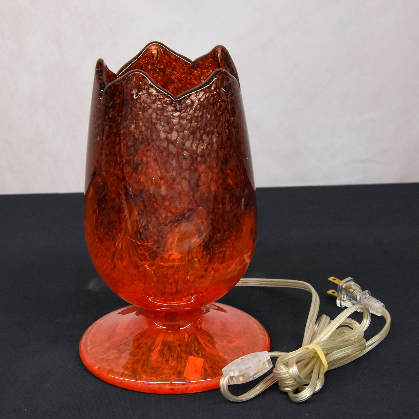 Tulip Art Glass Lamp