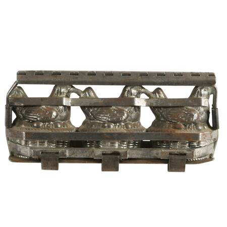 Anton Reiche Triple Hens on Nests Chocolate Mold