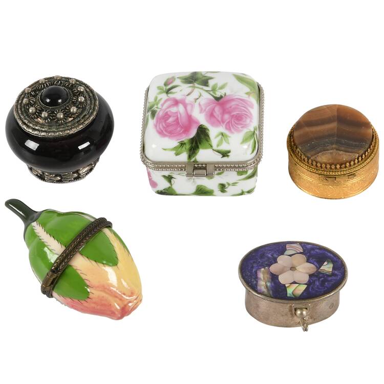 Grouping of Five Assorted Trinket Boxes