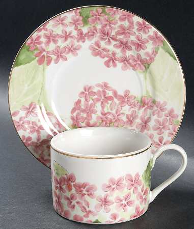 Hydrangea (5017) Flat Cup & Saucer Set