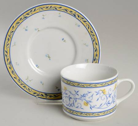 Marseille Flat Cup & Saucer Set