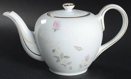 Flamingo Rose Teapot & Lid